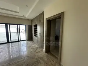 5bdrm Duplex in Dantata Eststa, Life Camp for rent