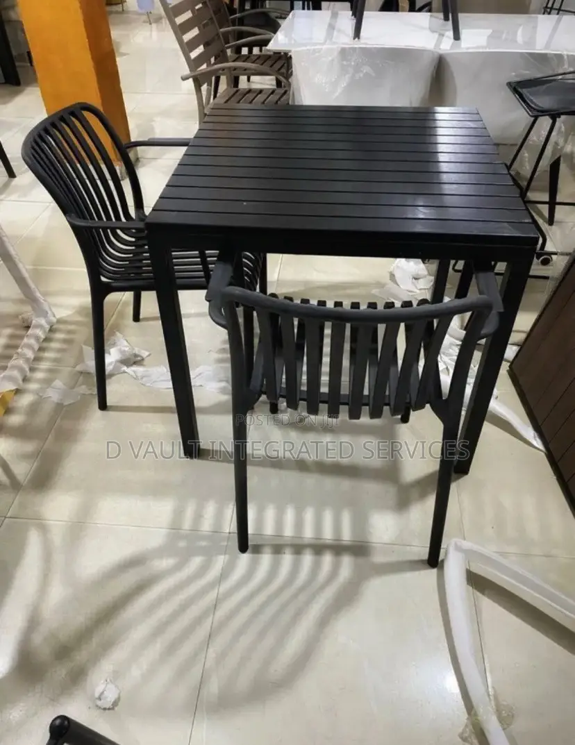 4 Seater Modern Restaurant Set
