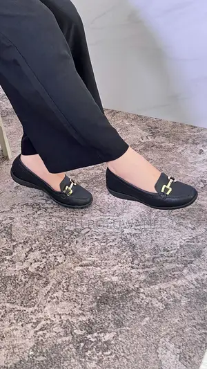 Corporate Flat Shoes