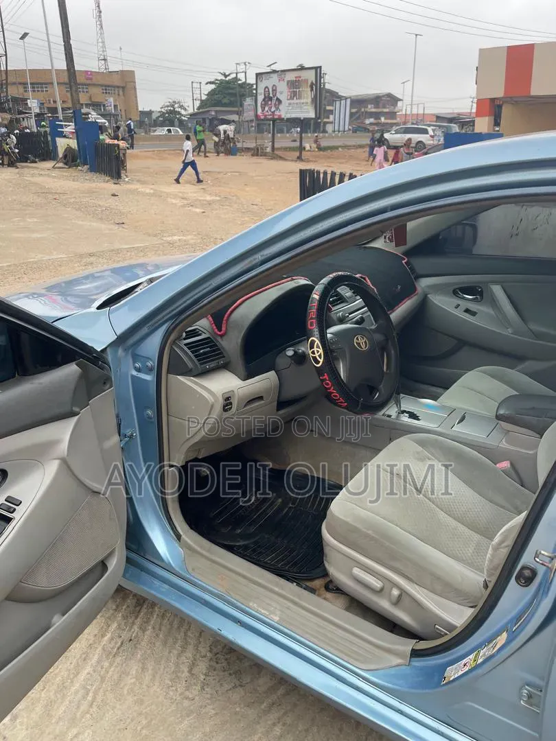 Toyota Camry 2009 Blue