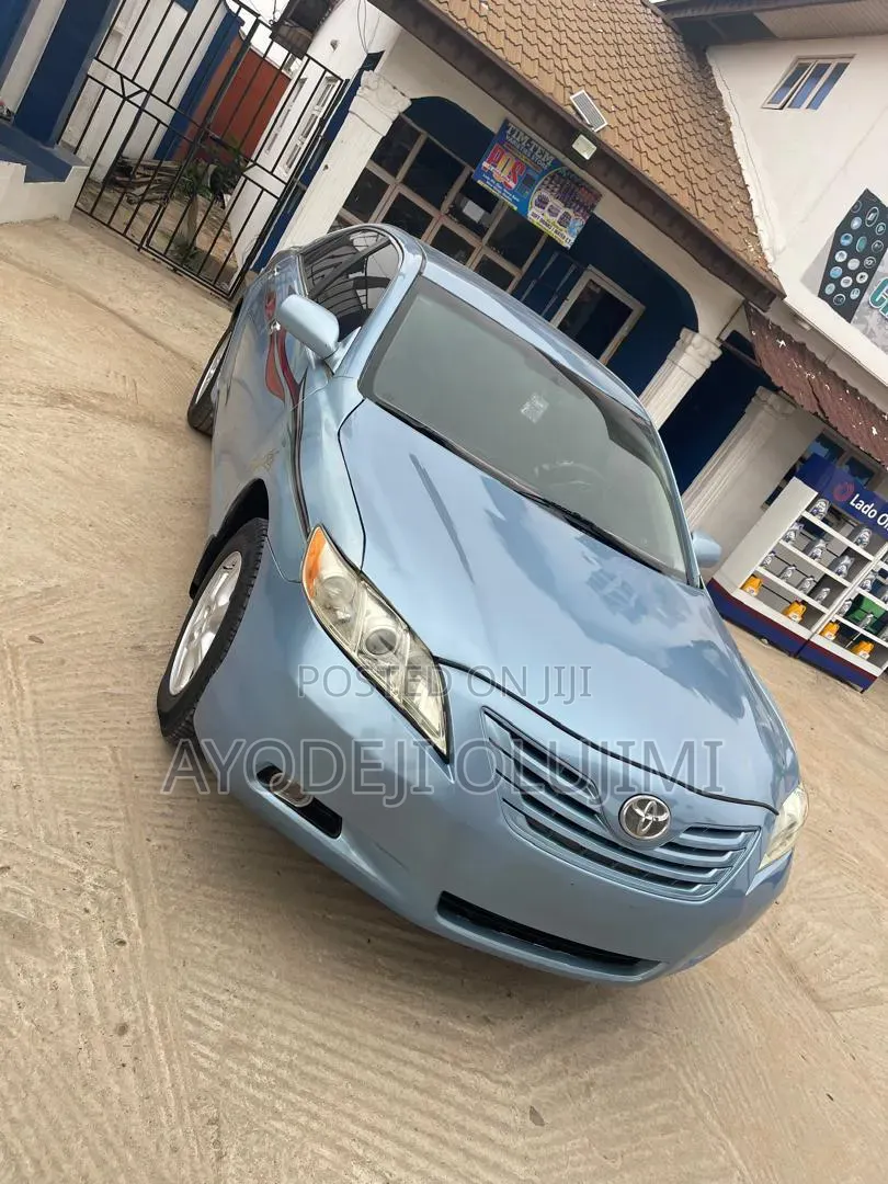 Toyota Camry 2009 Blue