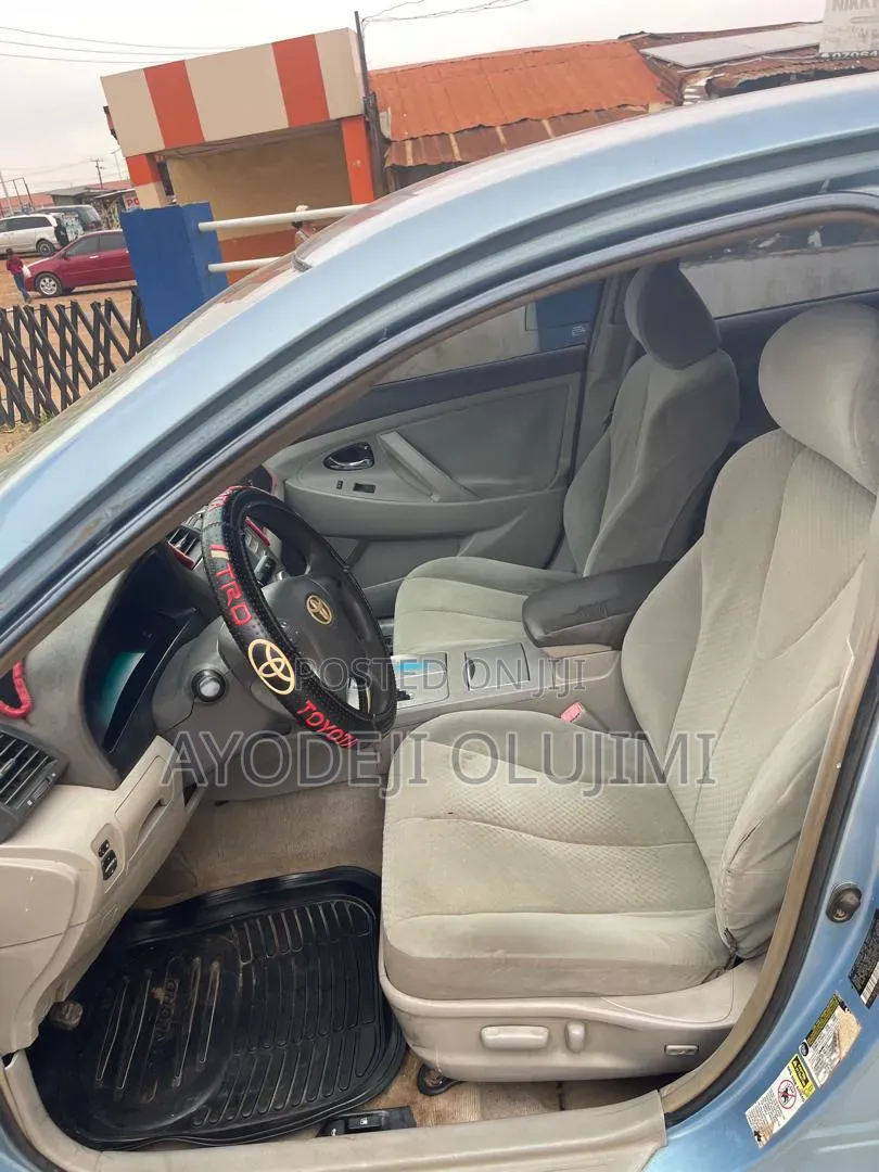 Toyota Camry 2009 Blue