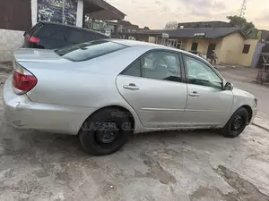 Toyota Camry 2.4 GLi Automatic 2006 Silver