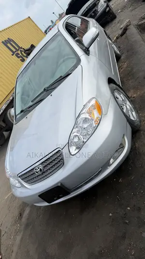 Toyota Corolla LE 2005 Silver
