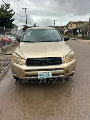 Toyota RAV4 2008 Gold