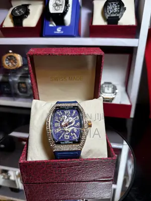 Luxurious Wristwatches 