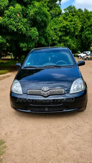 Toyota Yaris 2004 Black