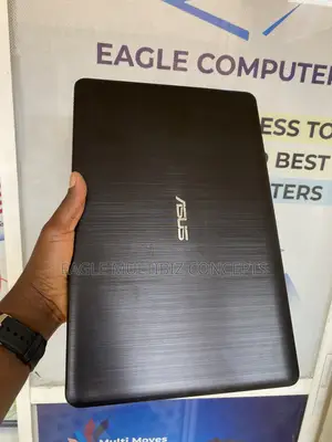 Laptop Asus A555LA 4GB Intel Core i3 SSD 128GB