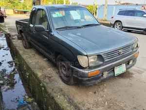 Toyota Tacoma 1998 Gray