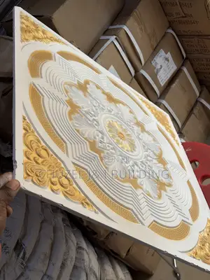 P.O.P Suspended Gold