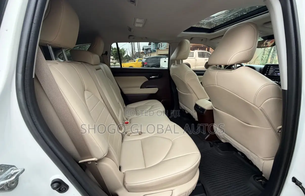Toyota Highlander XLE AWD 2020 White