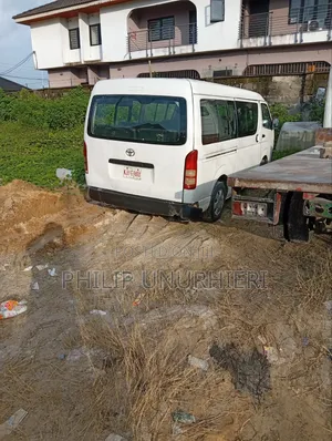 Toyota HiAce 2008 White