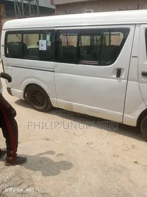 Toyota HiAce 2008 White