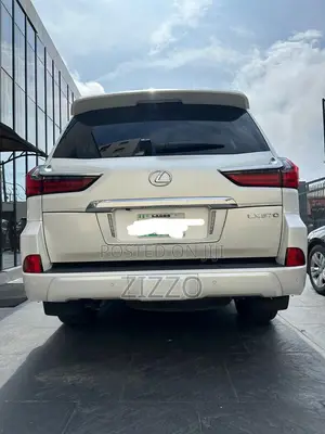 Lexus LX 2020 White