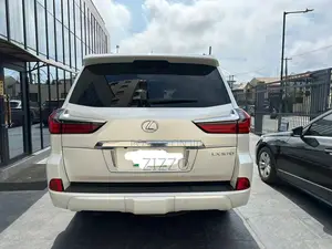 Lexus LX 2020 White