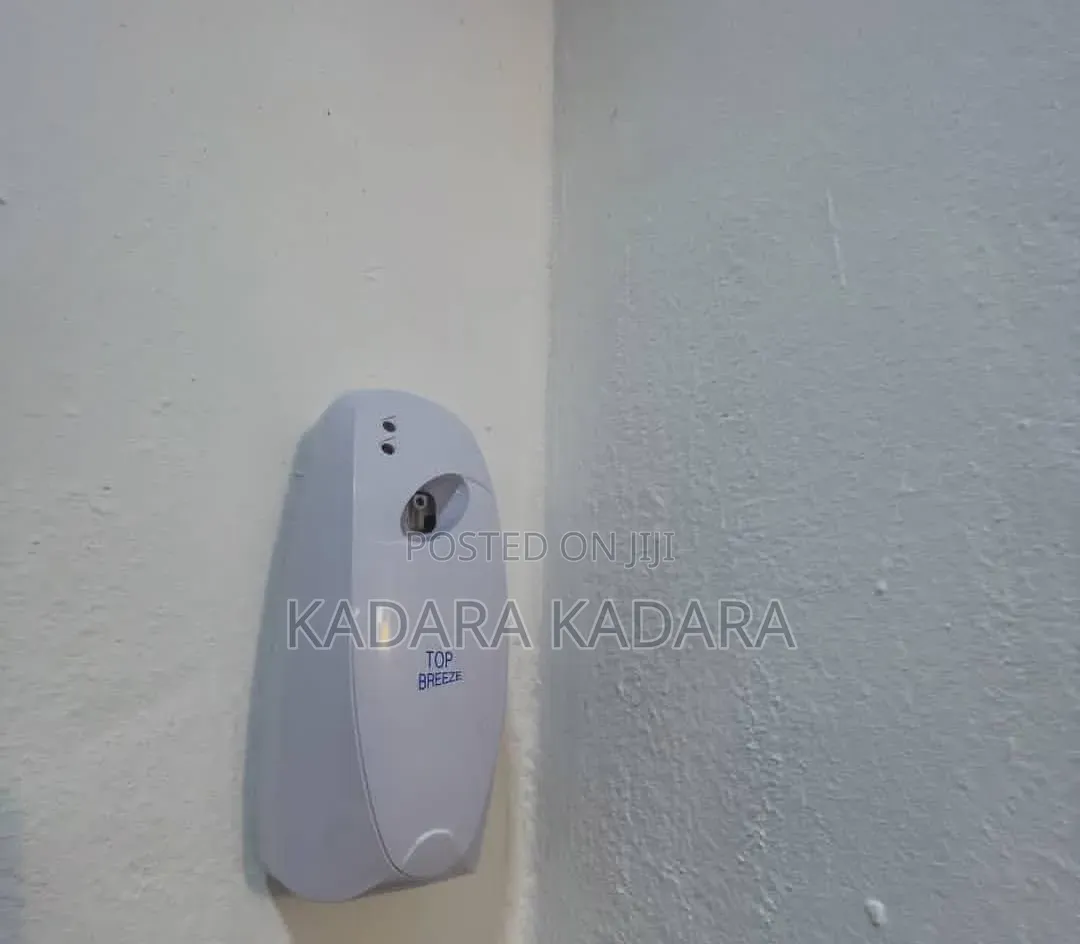 Top Breeze Automatic Air Freshener Set