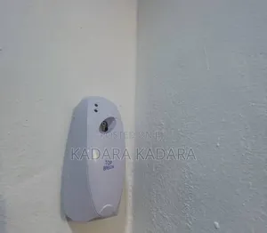 Top Breeze Automatic Air Freshener Set