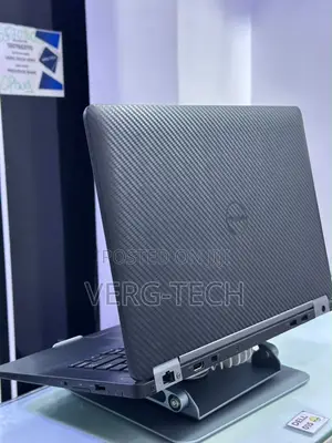 Laptop Dell Latitude E7470 8GB Intel Core i7 SSD 256GB