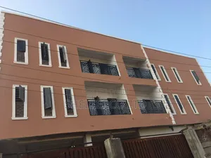 2bdrm Block of Flats in Bode Thomas for sale