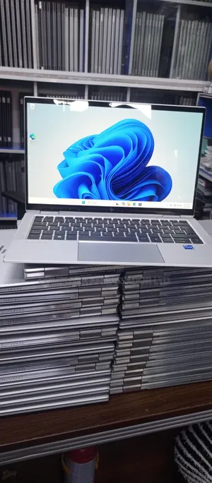 Laptop HP EliteBook x360 1030 G8 16GB Intel Core i5 SSD 256GB