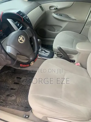 Toyota Corolla 2010 Gray