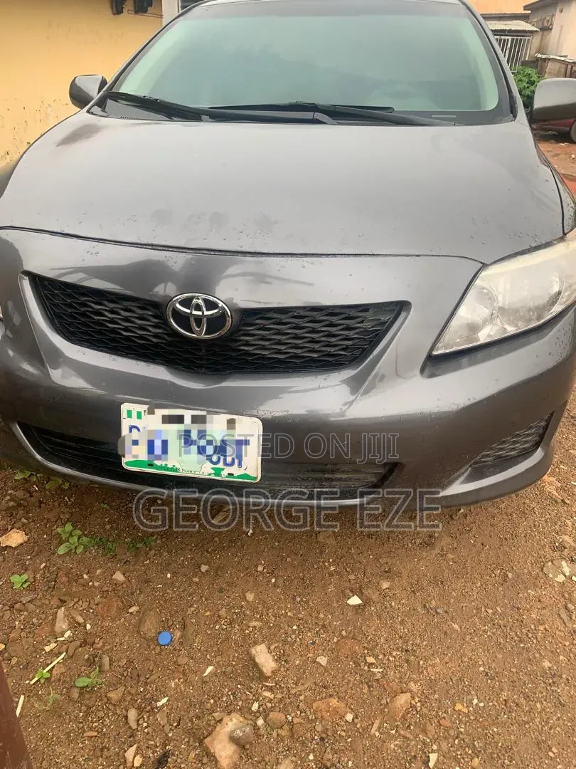 Toyota Corolla 2010 Gray