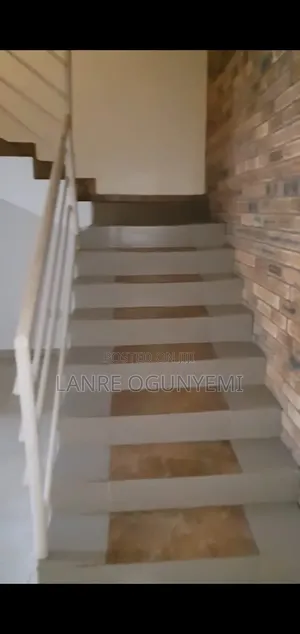 4bdrm Duplex in Ocean Bay Estate, for rent