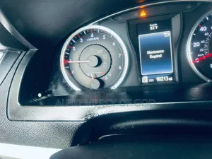 Toyota Camry SE 4dr Sedan (2.5L 4cyl 6A) 2017 Gray