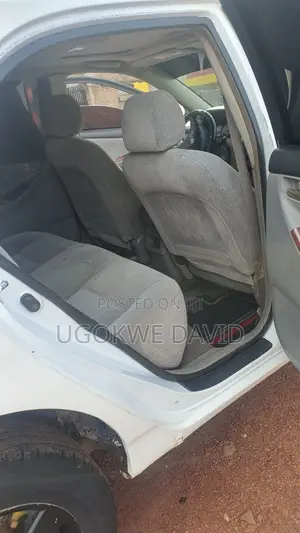 Toyota Corolla 2006 White