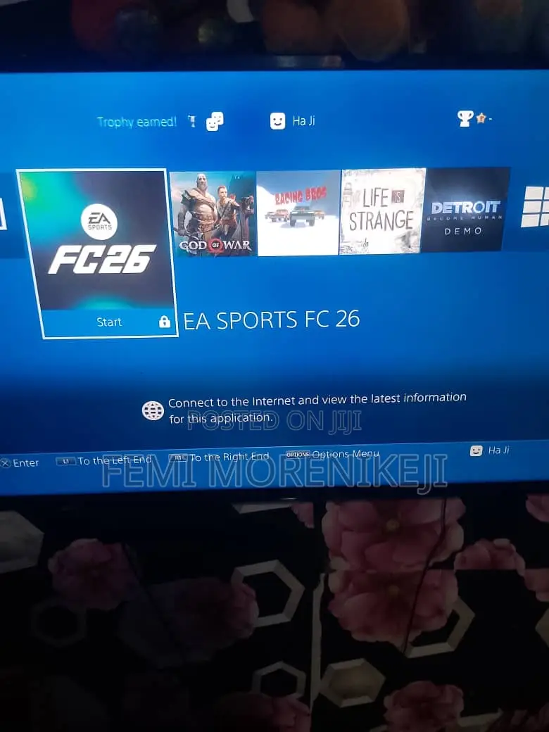 Play Station 4