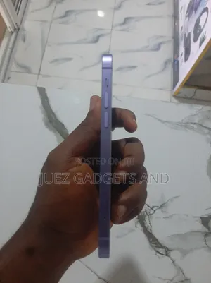 Apple iPhone 12 64 GB Purple
