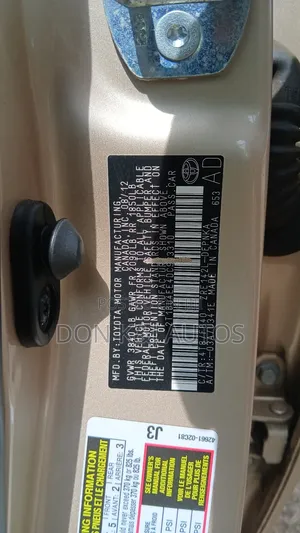 Toyota Corolla L 4dr Sedan (1.8L 4cyl 5M) 2012 Gold