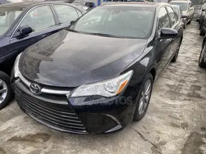 Toyota Camry XLE 4dr Sedan (3.5L 6cyl 6A) 2015 Black