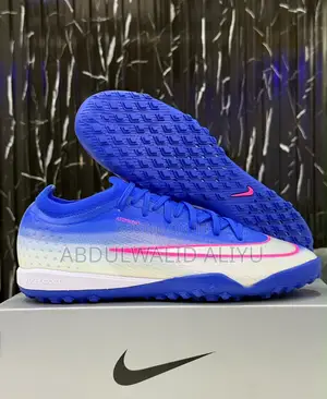 Nike Vapor 17