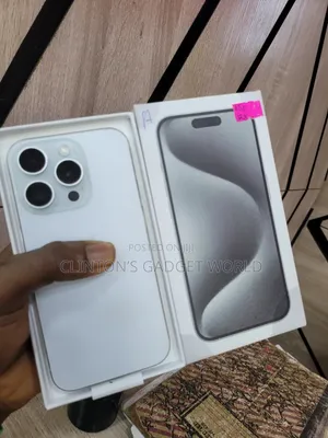 Apple iPhone 15 Pro 128 GB Silver