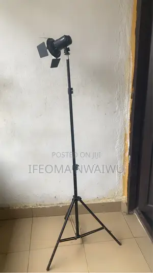 Yn216 Led Light/ Tripod Stand