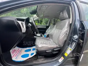 Toyota Corolla 2017 Gray