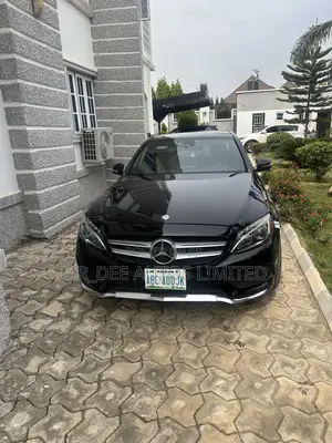 Mercedes-Benz C400 4Matic AWD Sedan (3.0L V6 7A) 2015 Black