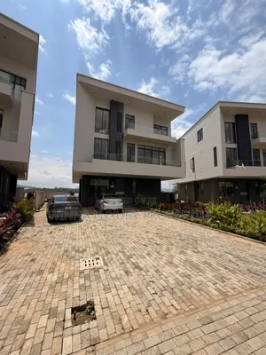 6bdrm Duplex in Jabi Main for sale