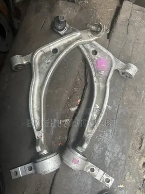 Front Low Arm Nissan Maxima 2006 Model