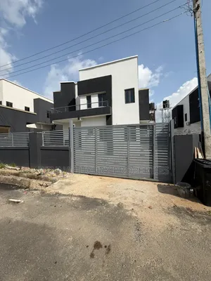 7bdrm Duplex in Galadimawa for sale