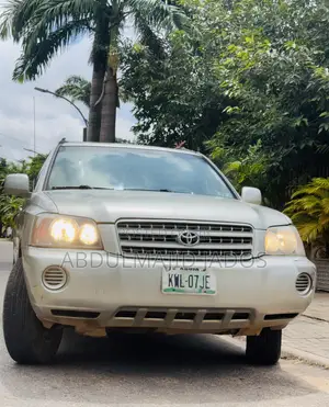 Toyota Highlander 2003 Silver