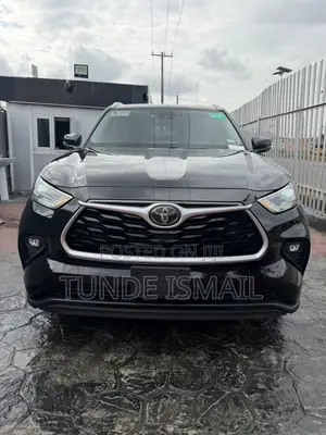 Toyota Highlander XLE 2021 Black