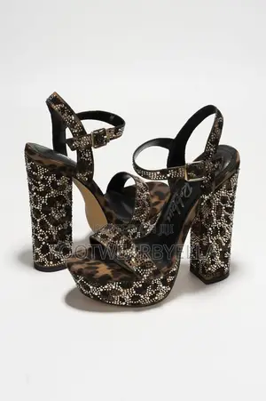 Heels Leopard