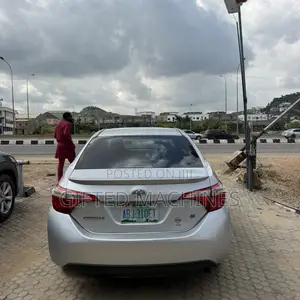 Toyota Corolla 2014 Silver
