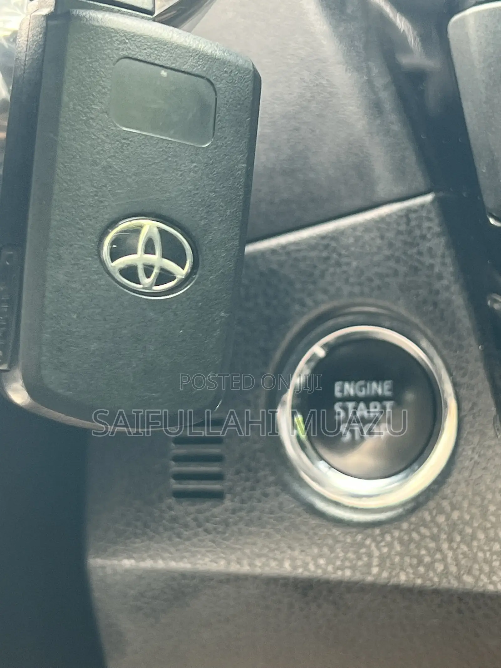 Toyota Corolla 2015 Gold