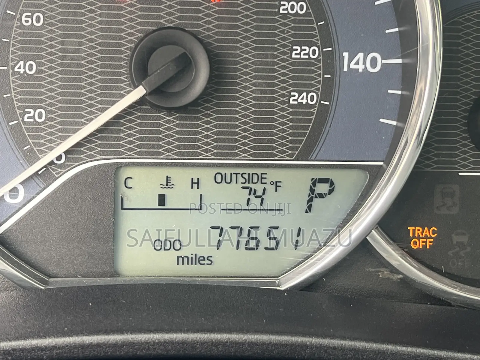 Toyota Corolla 2015 Gold
