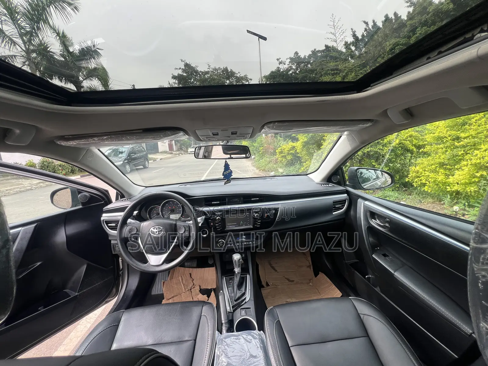 Toyota Corolla 2015 Gold