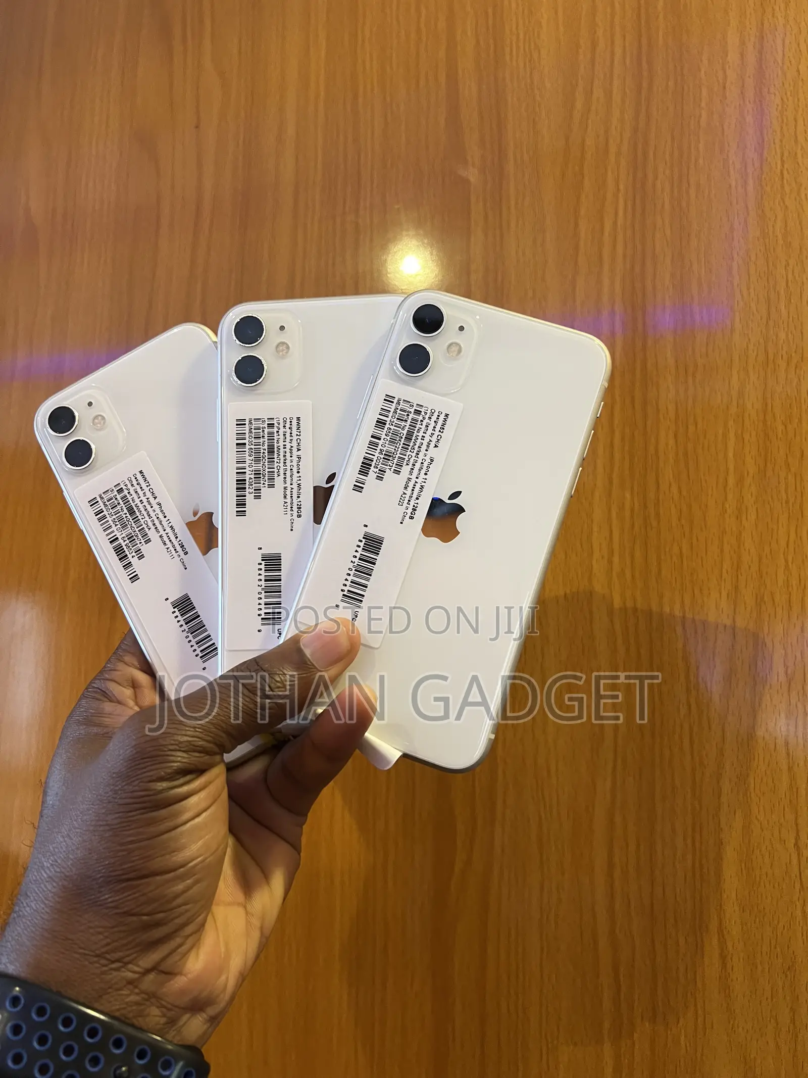 New Apple iPhone 11 128 GB White