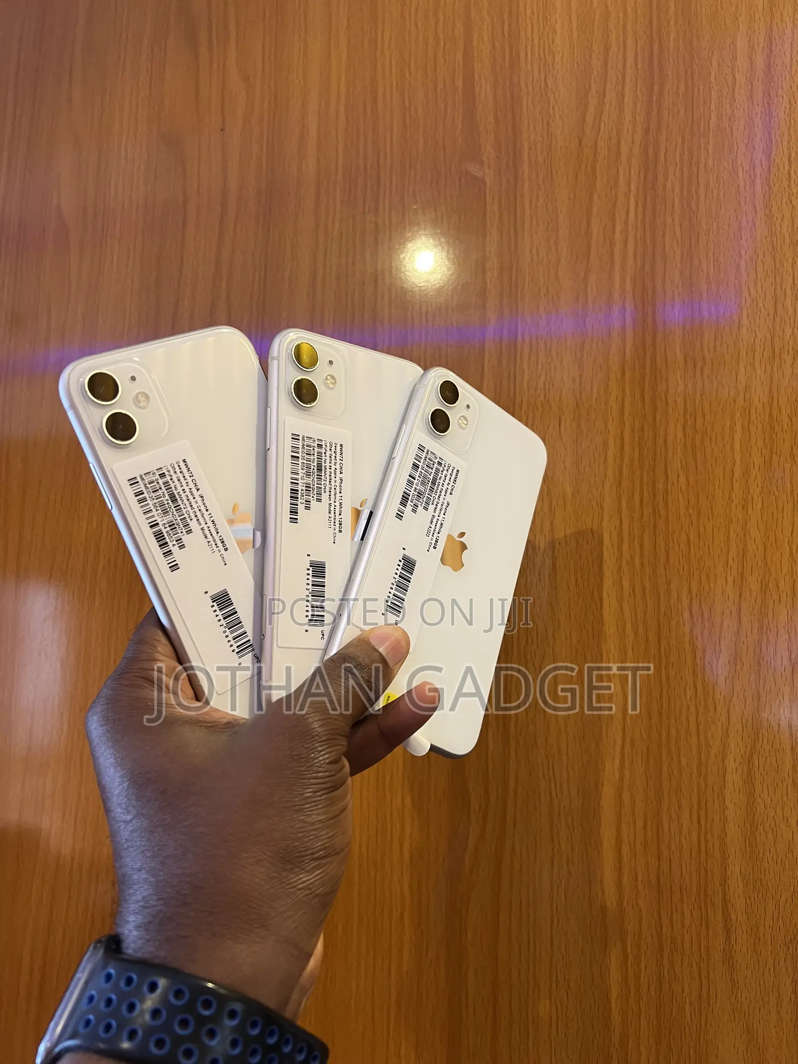 New Apple iPhone 11 128 GB White